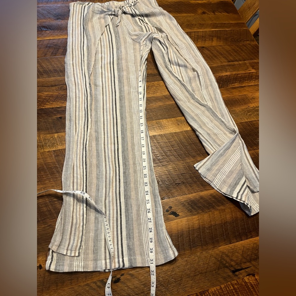 Just Living linen-blend pants size medium - Picture 3 of 6